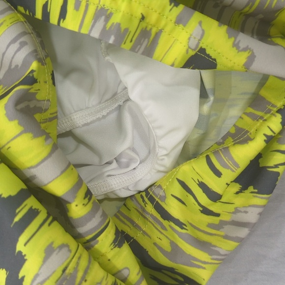 Boys Spyder 2 piece Swim set - Picture 7 of 15